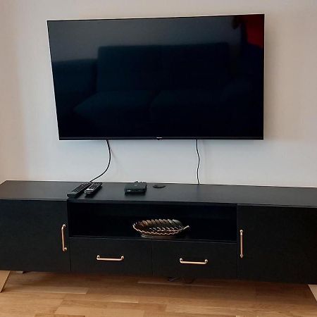 Apartamento Kej Danube Lux Free Garage Novi Sad Exterior foto