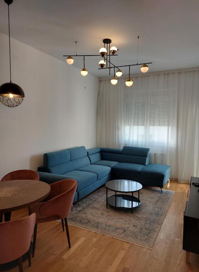 Apartamento Kej Danube Lux Free Garage Novi Sad Exterior foto